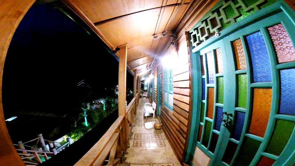 Auberge de jeunesse Huan Saran à Pai Extérieur photo